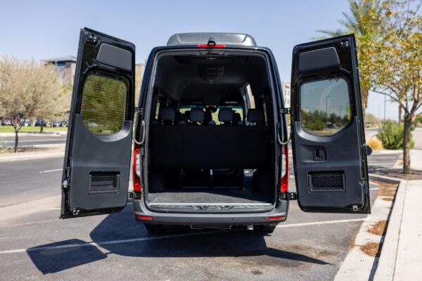 Van Rental - Image 5